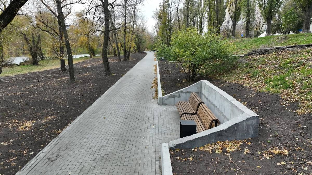 Навколо озера Вербре оновлюють зону відпочинку