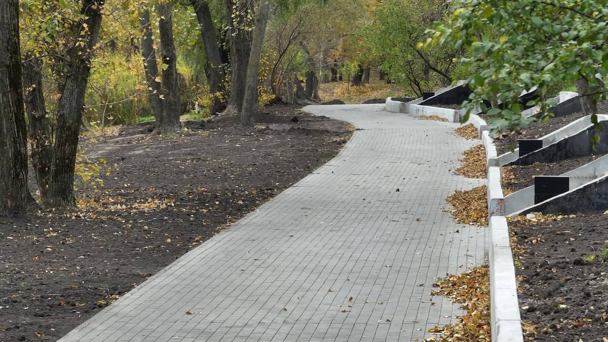 Навколо озера Вербре оновлюють зону відпочинку