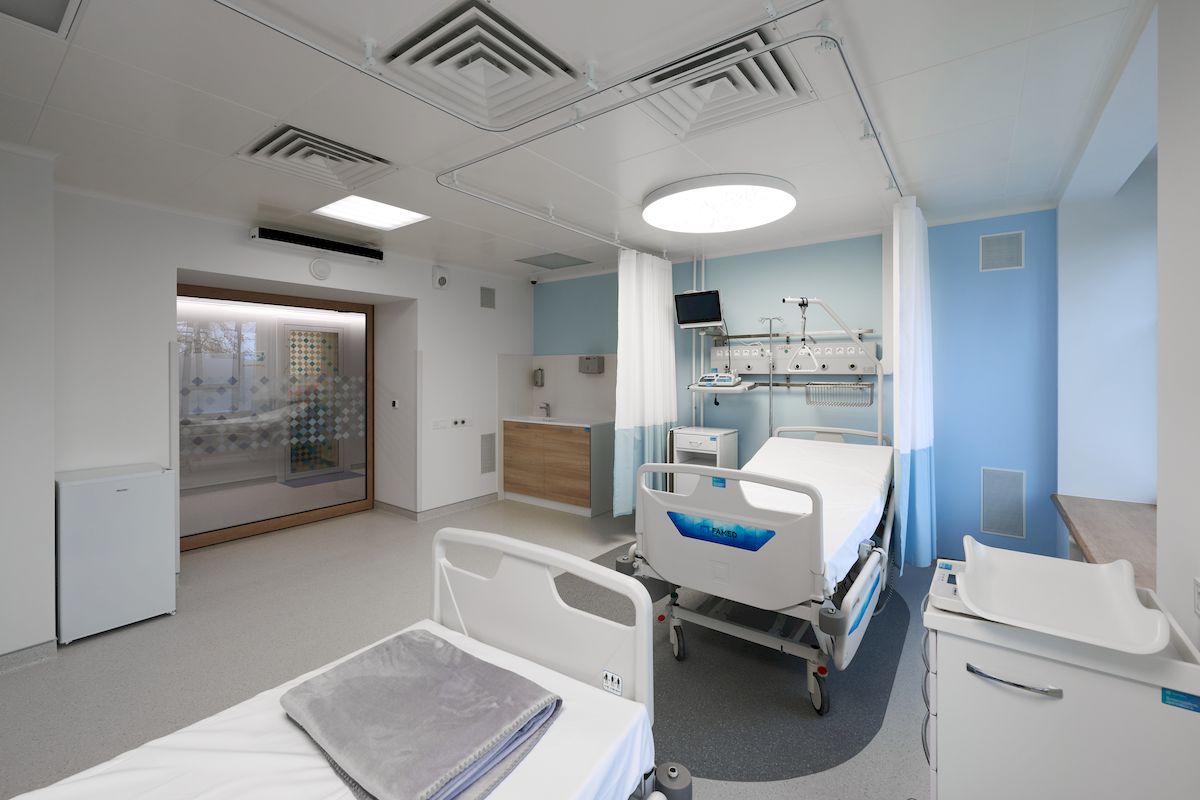 В інституті Амосова відкрили оновлену реанімацію світового рівня