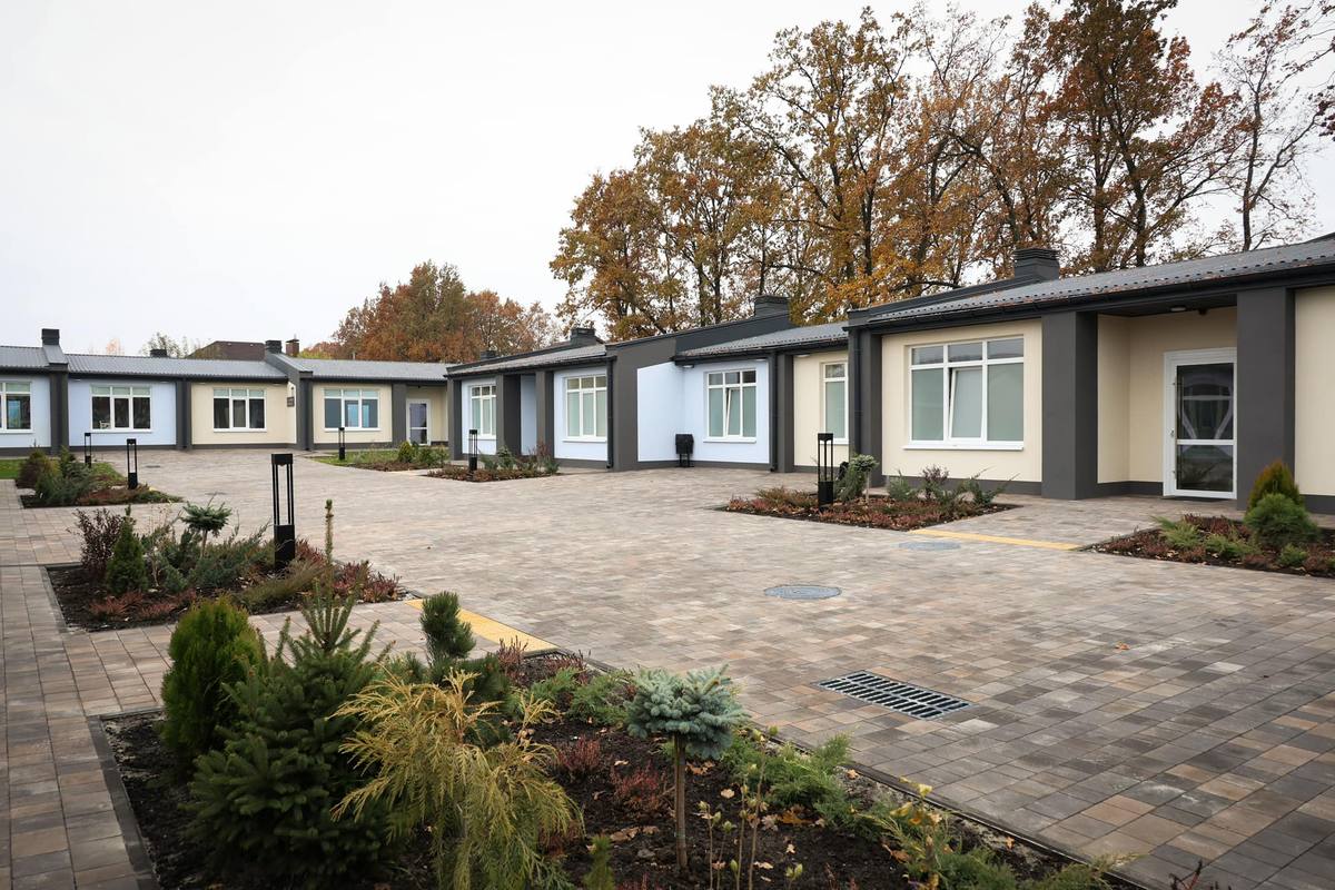 На Київщині ще понад 30 родин переселенців отримали житло у Містечку Хансена