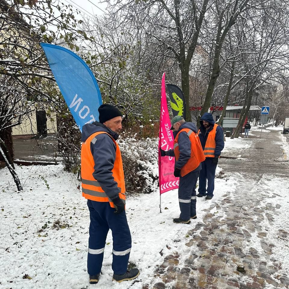 демонтаж реклами у Києві