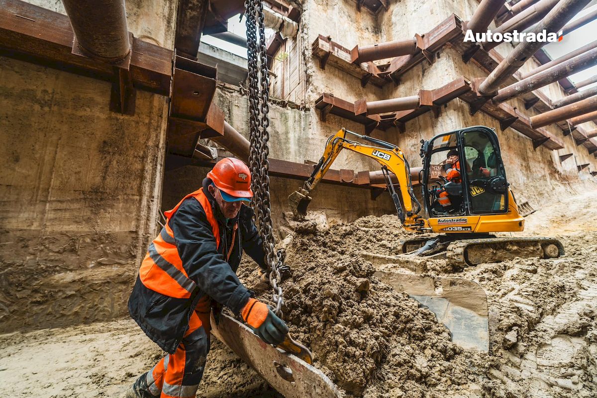 Будівництво метро на Виноградар: що там зараз роблять
