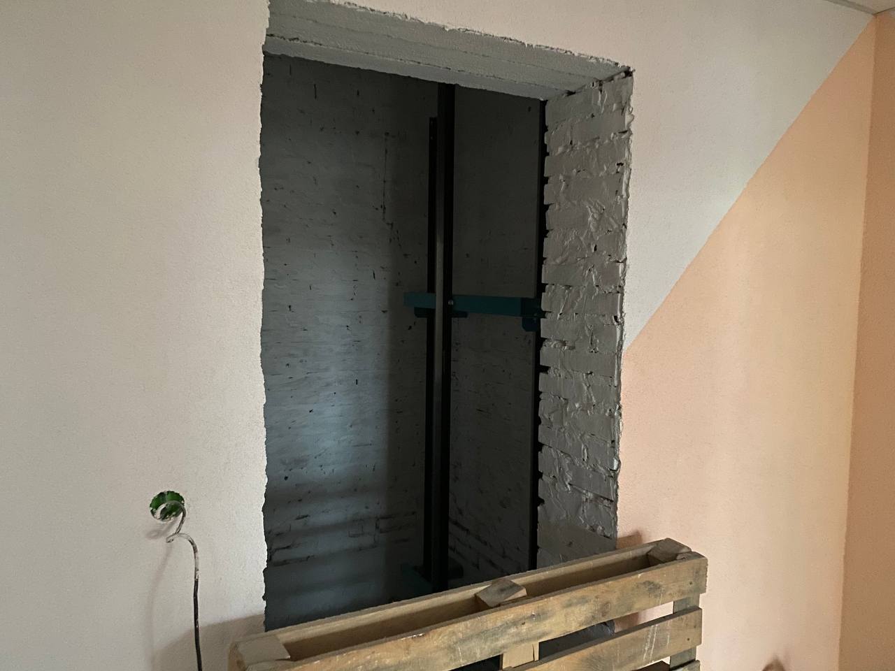 У Броварах майже відновили дитсадок, на який впав вертоліт МВС