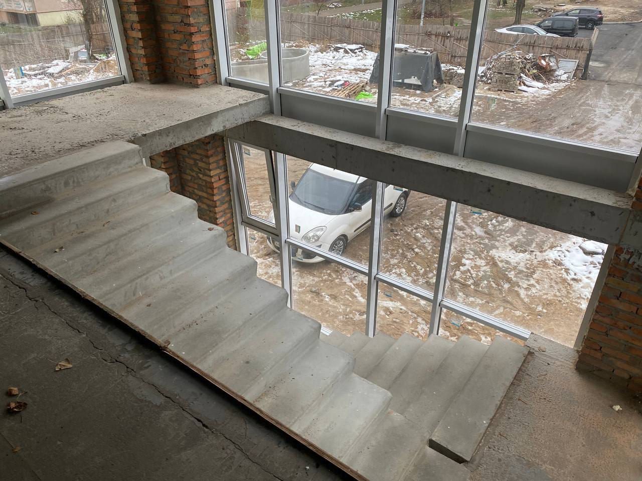 У Броварах майже відновили дитсадок, на який впав вертоліт МВС