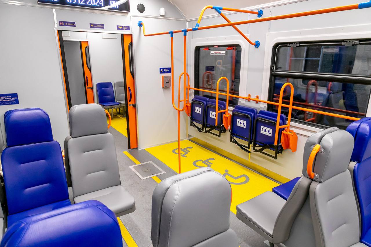 електричка в Києві