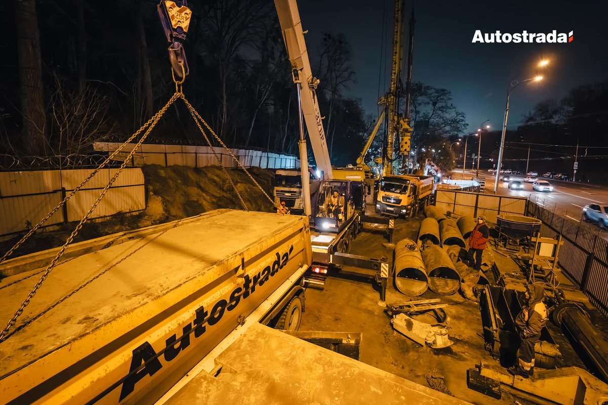 Як будують метро на Виноградар: підрядник показав нові фото