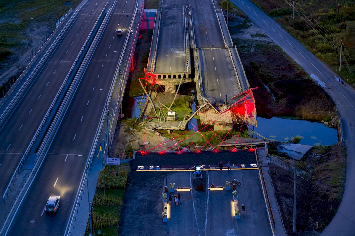 Два меморіальні інсталяції на Київщині перемогли на LIT Lighting Design Awards