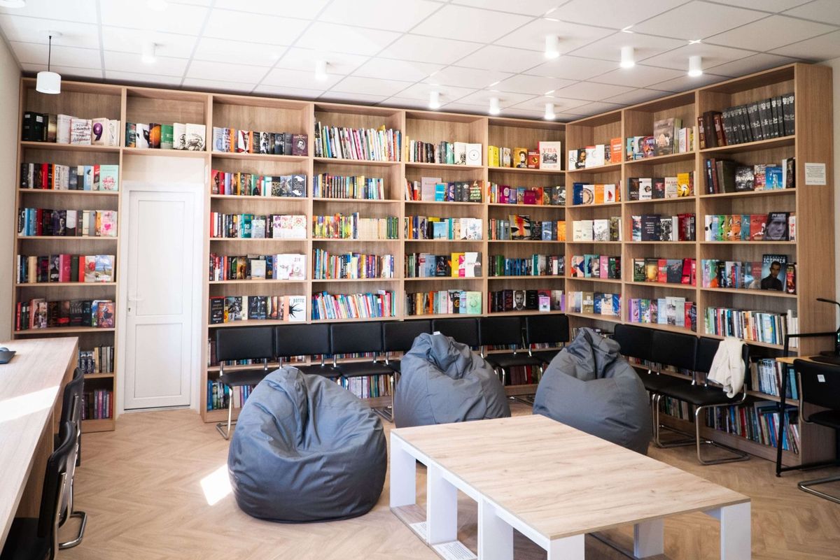 бібліотека в селі Рудницьке