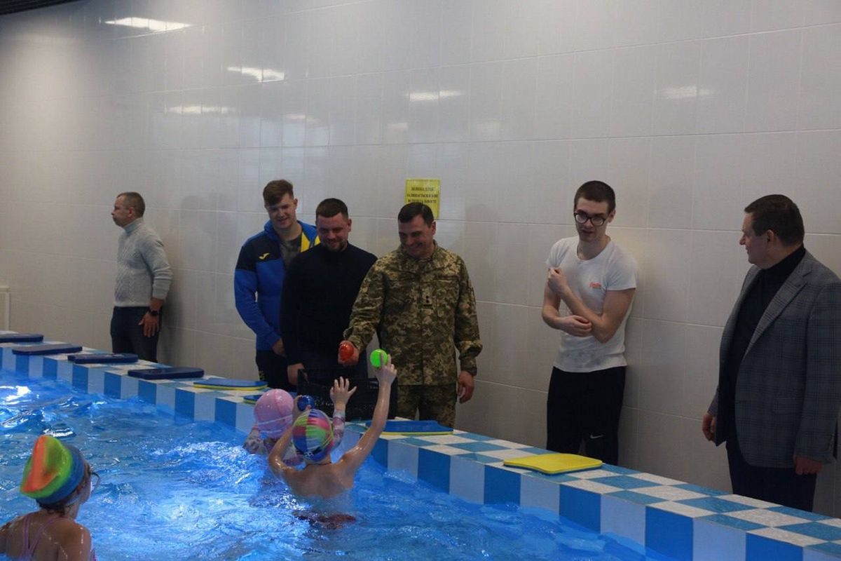 басейн у Славутичі