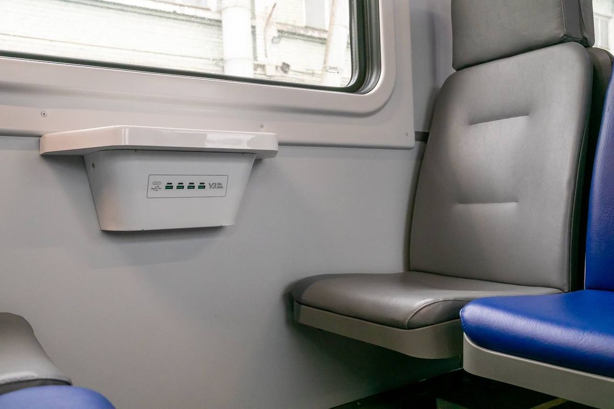 електричка Київ - Чернігів