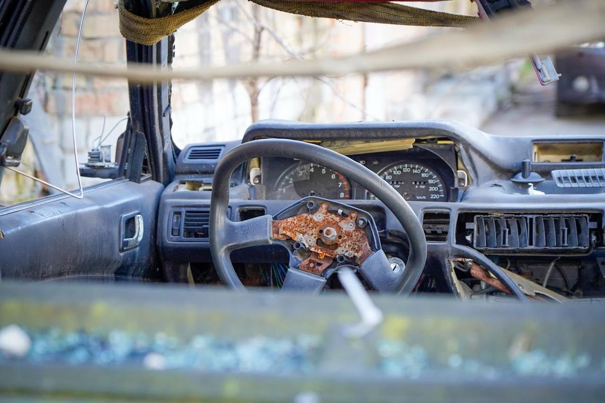 покинуті авто в Оболонському районі