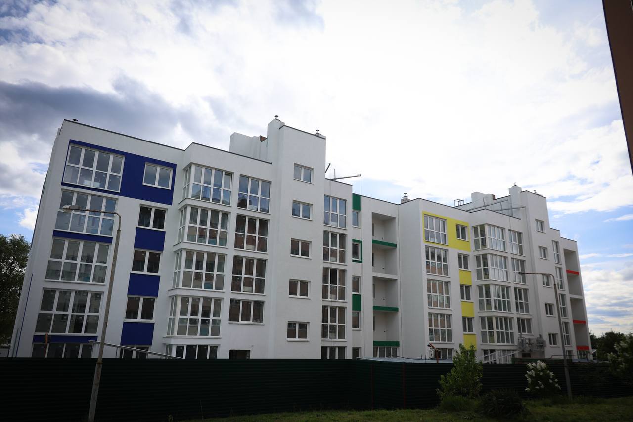 село Бузова