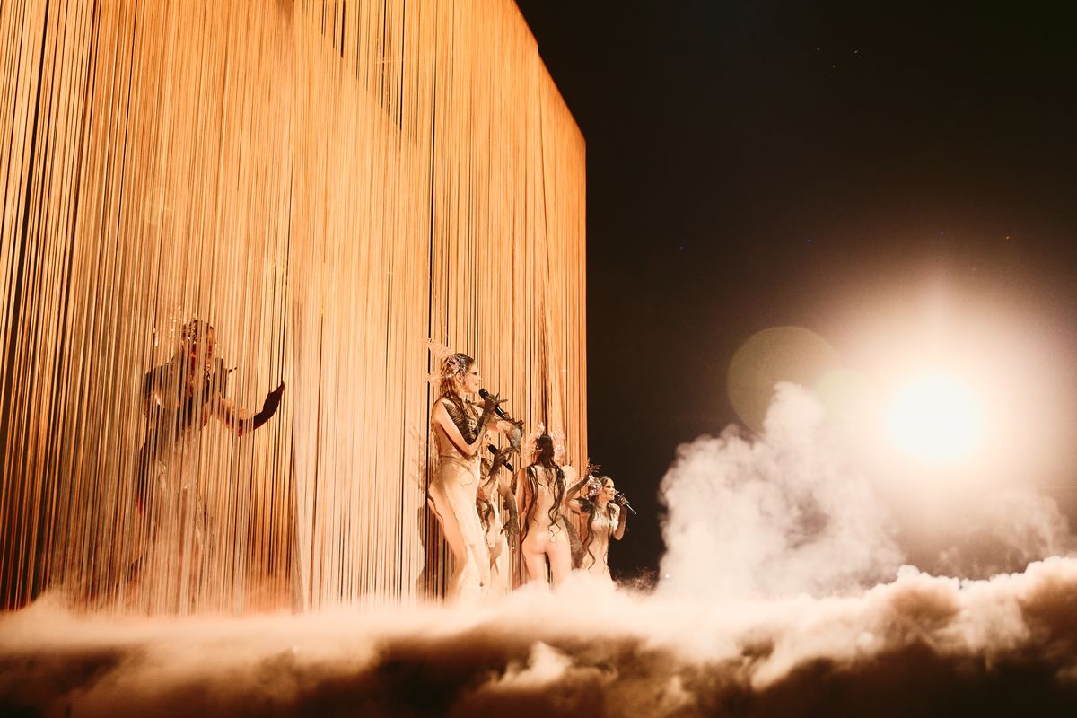 Латвія / Tautumeitas