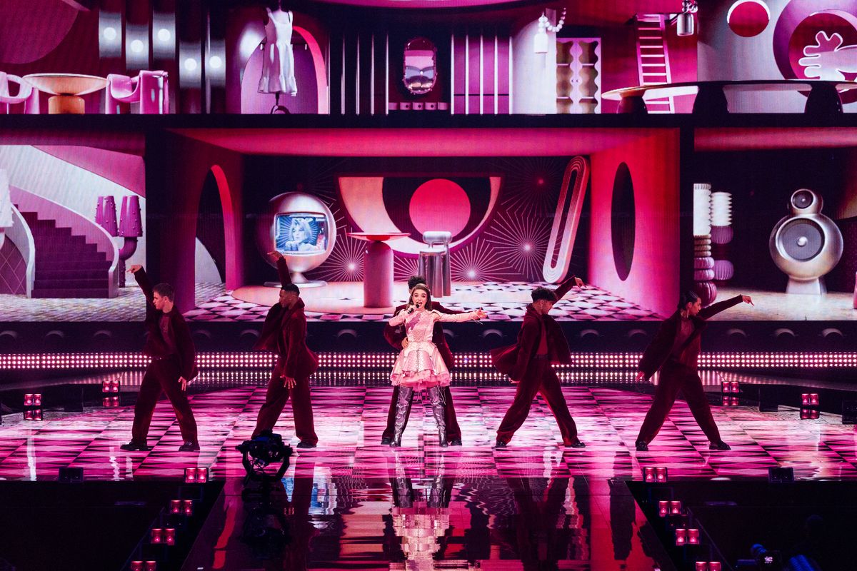 Люксембург / Лора Торн