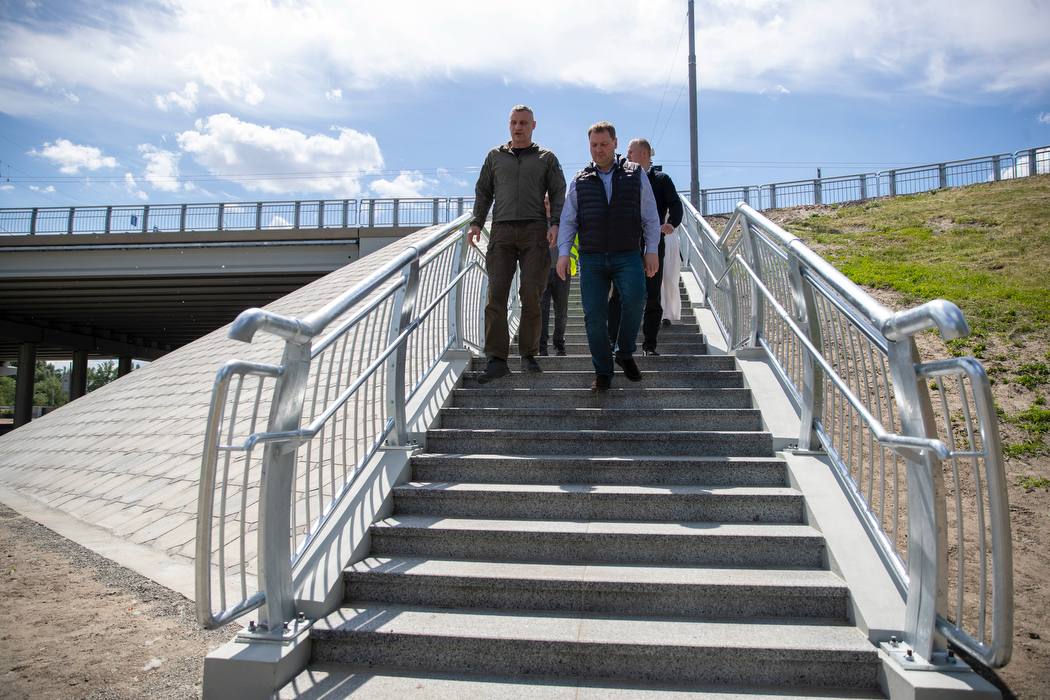 шляхопровід на Оболоні