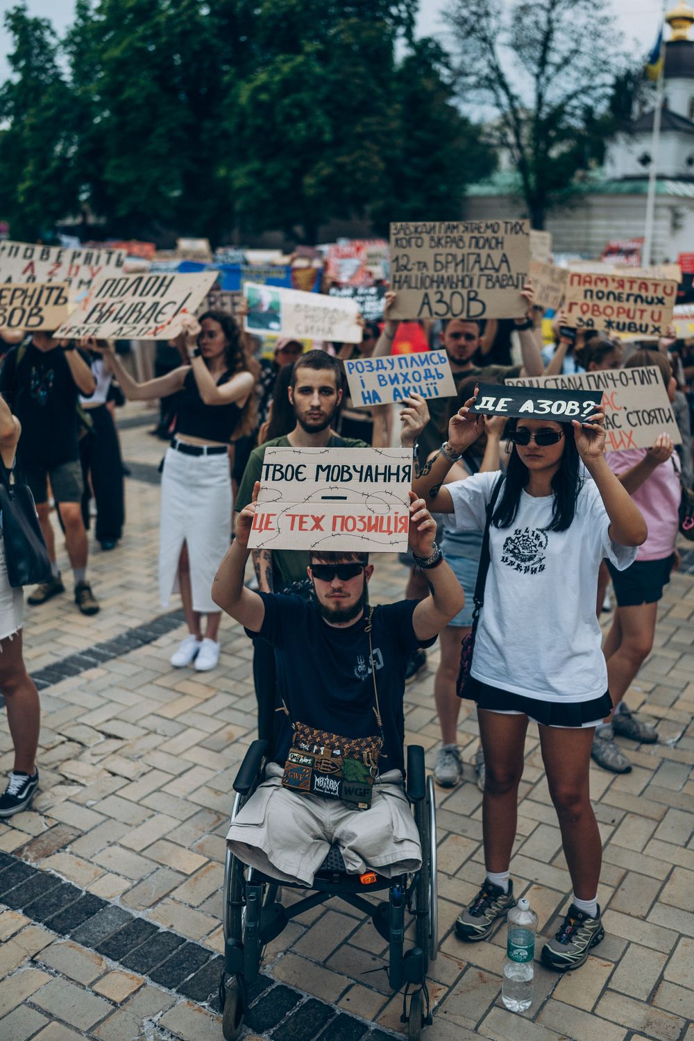 Не мовчи! Полон вбиває