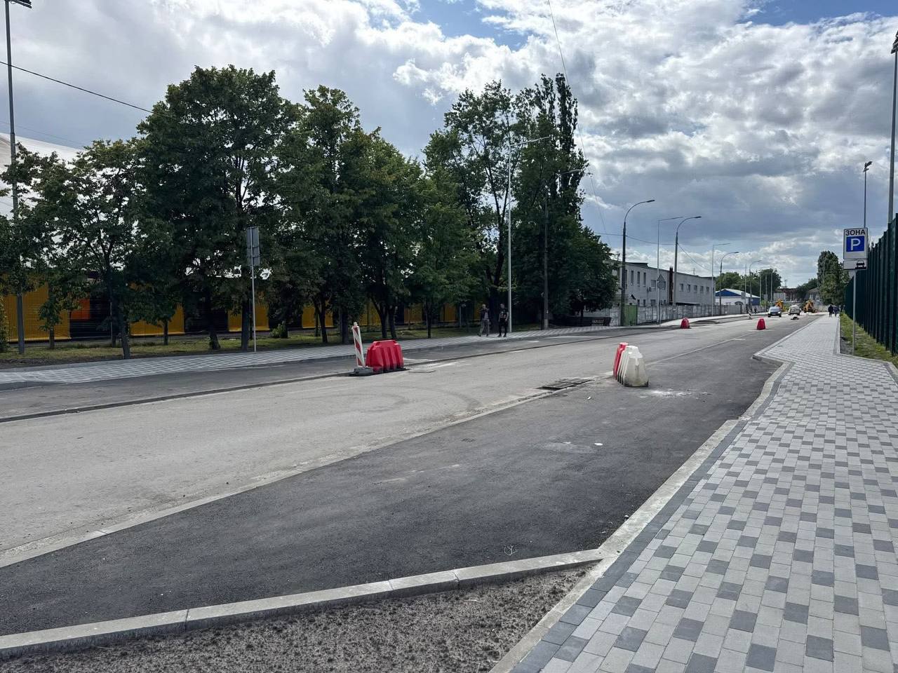 Вул. Зворушлива