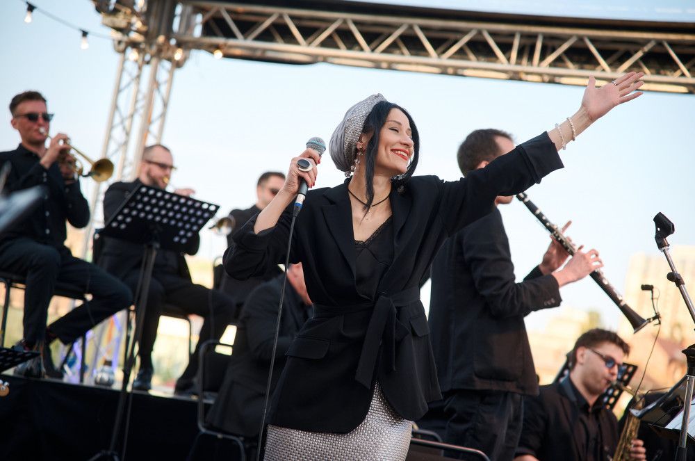 Aniko Dolidze Big Band