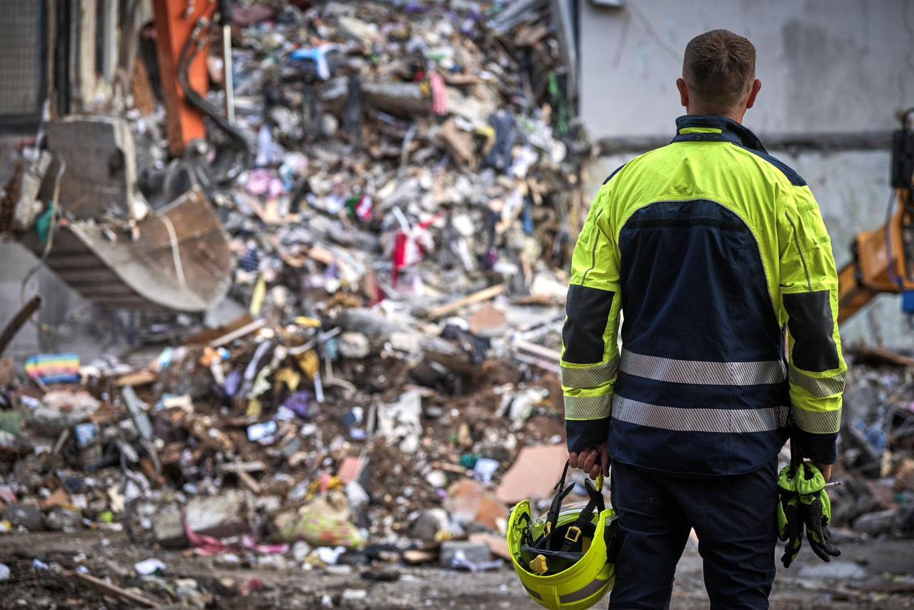 Співробітники ДСНС закінчили аварійно-рятувальні роботи у Києві