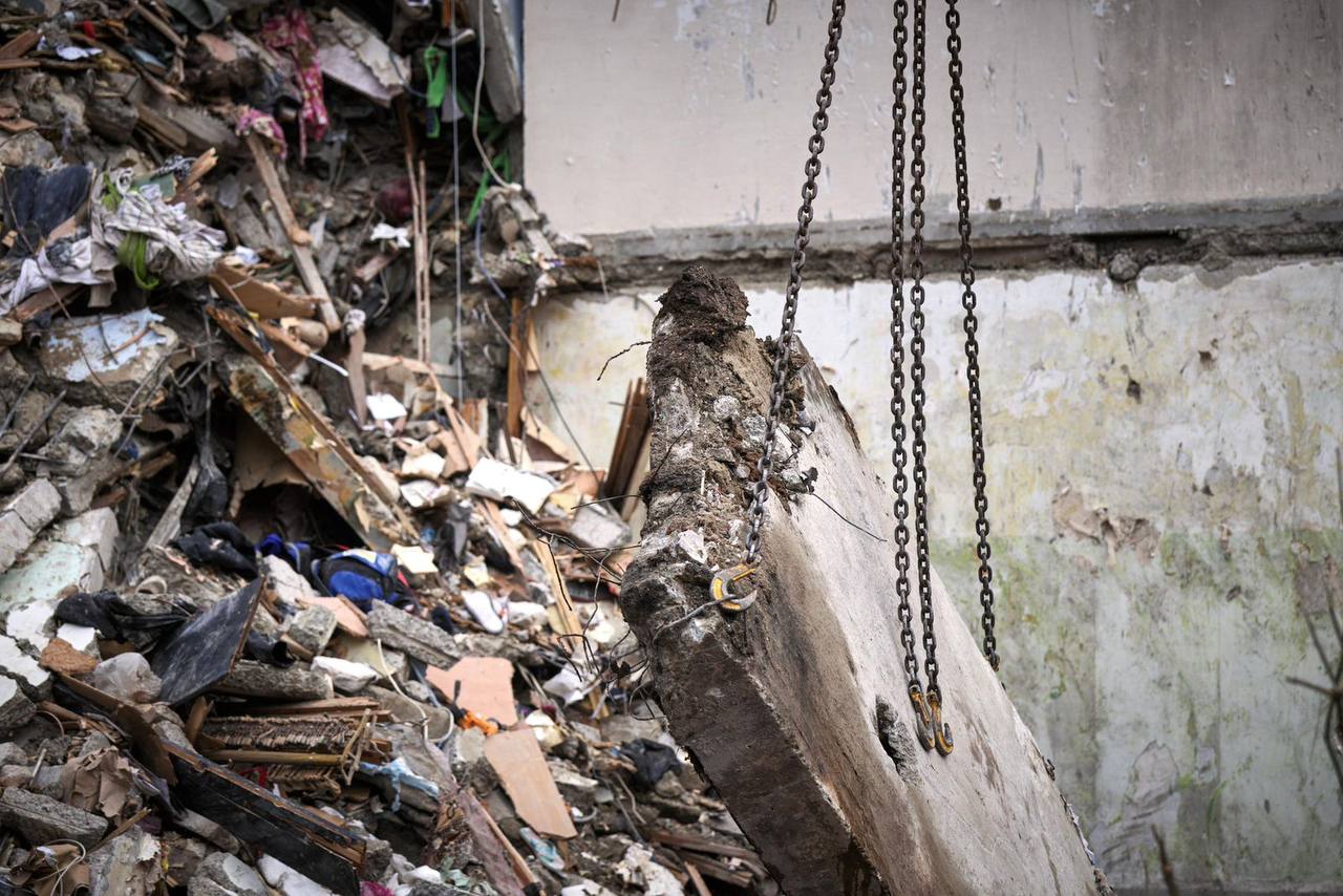 На місці удару РФ у Києві загинули 31 людина