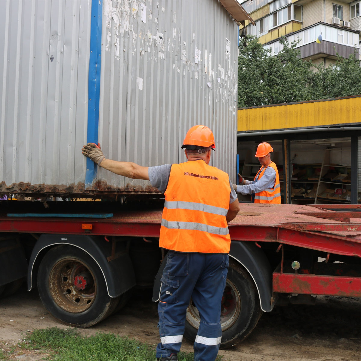 демонтаж МАФів