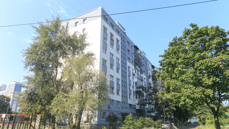 Скільки будинків відновили у Києві