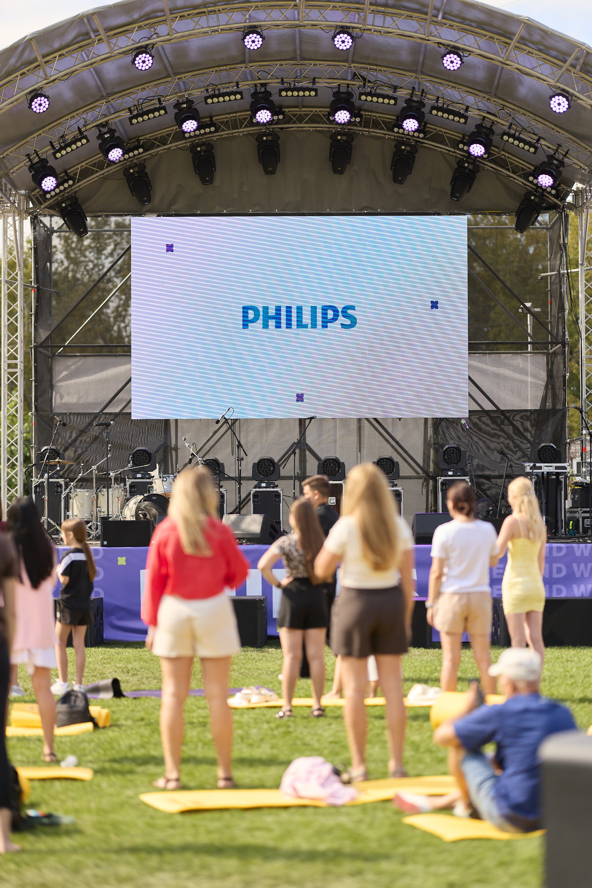 Благодійний Weekend