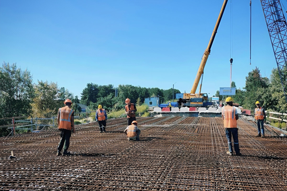 міст біля Вишгорода