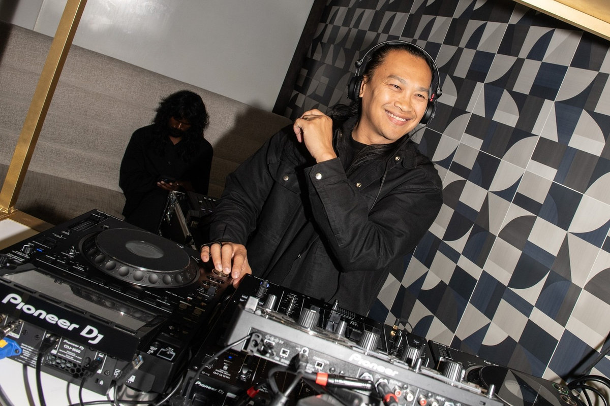 прем'єра фільму Бомба