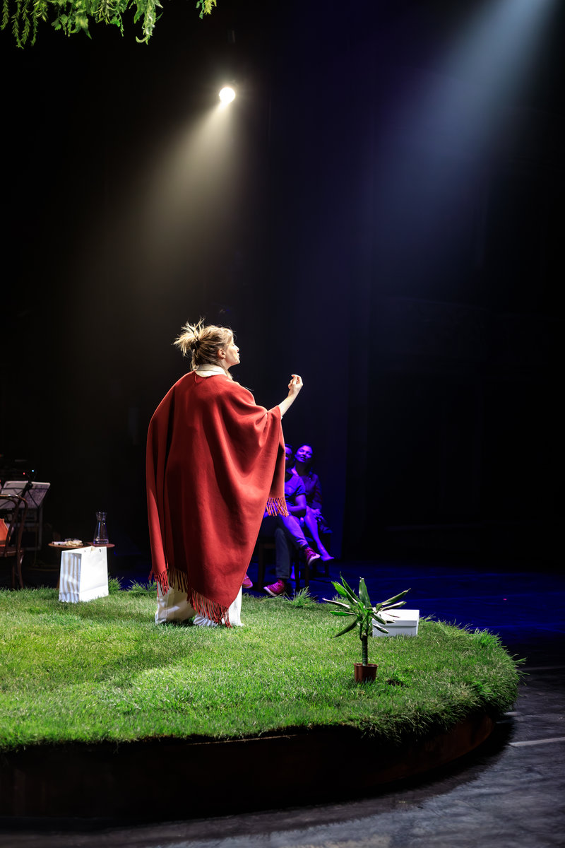 Олена Кравець