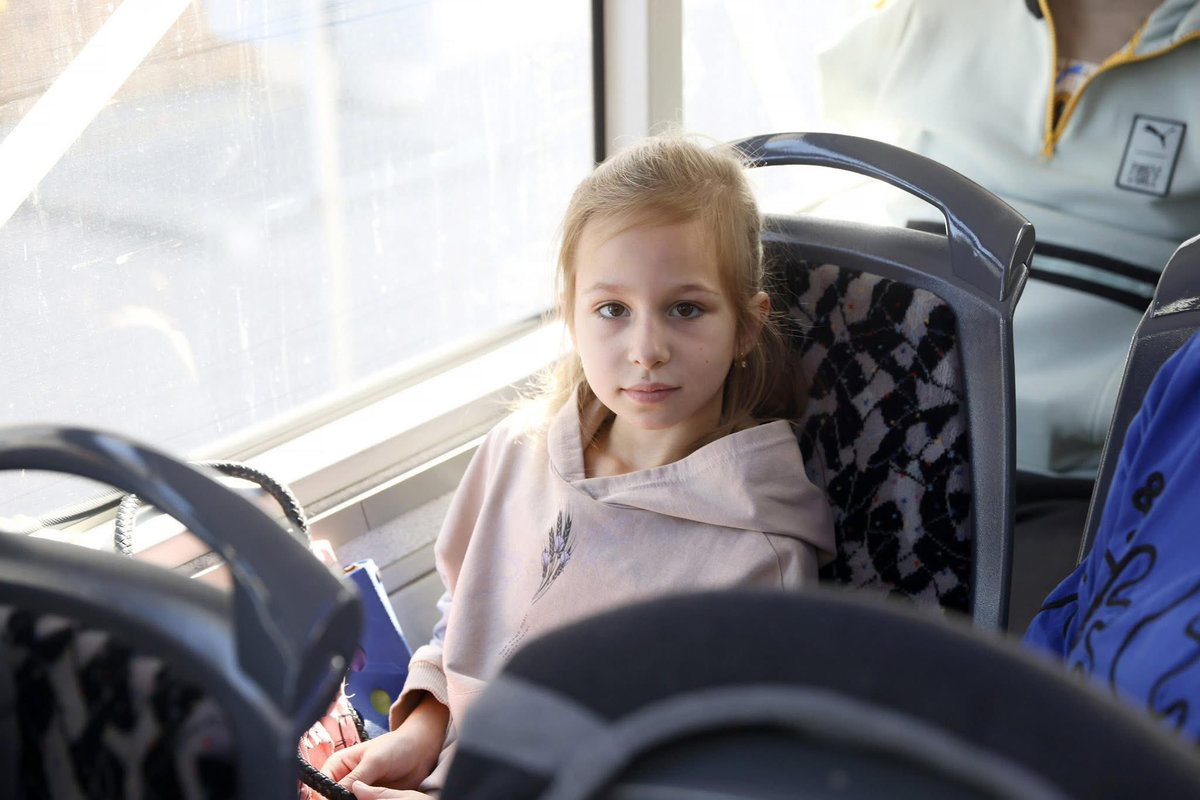 екскурсійний автобус