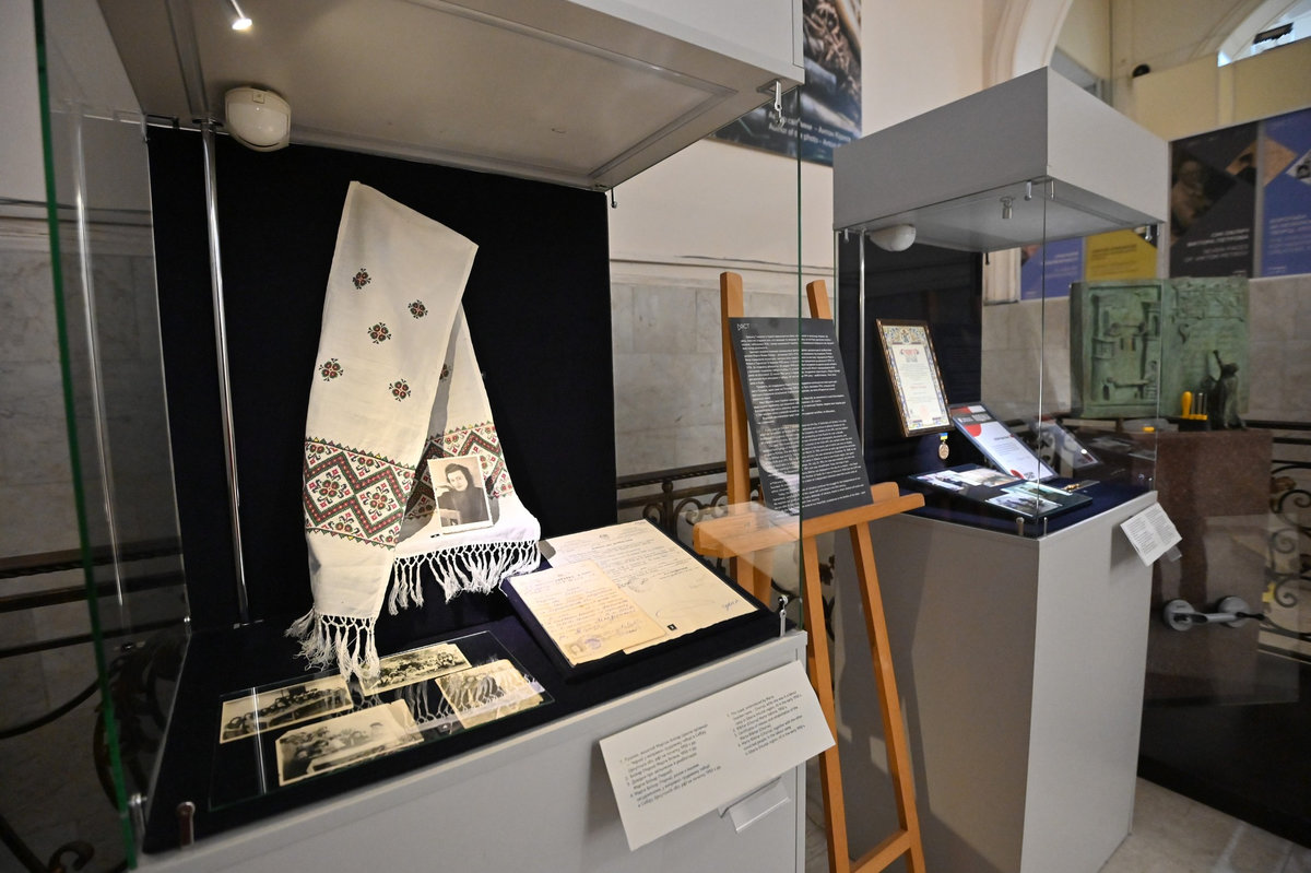 Музей історії України