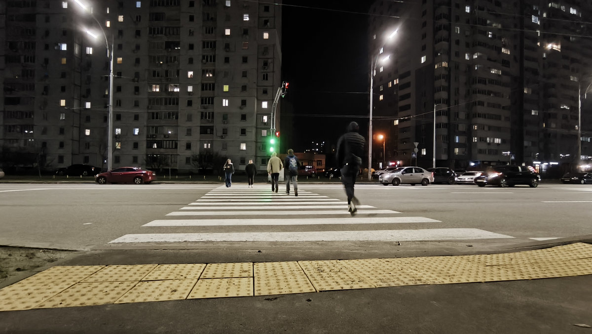 світлофор у Деснянському районі