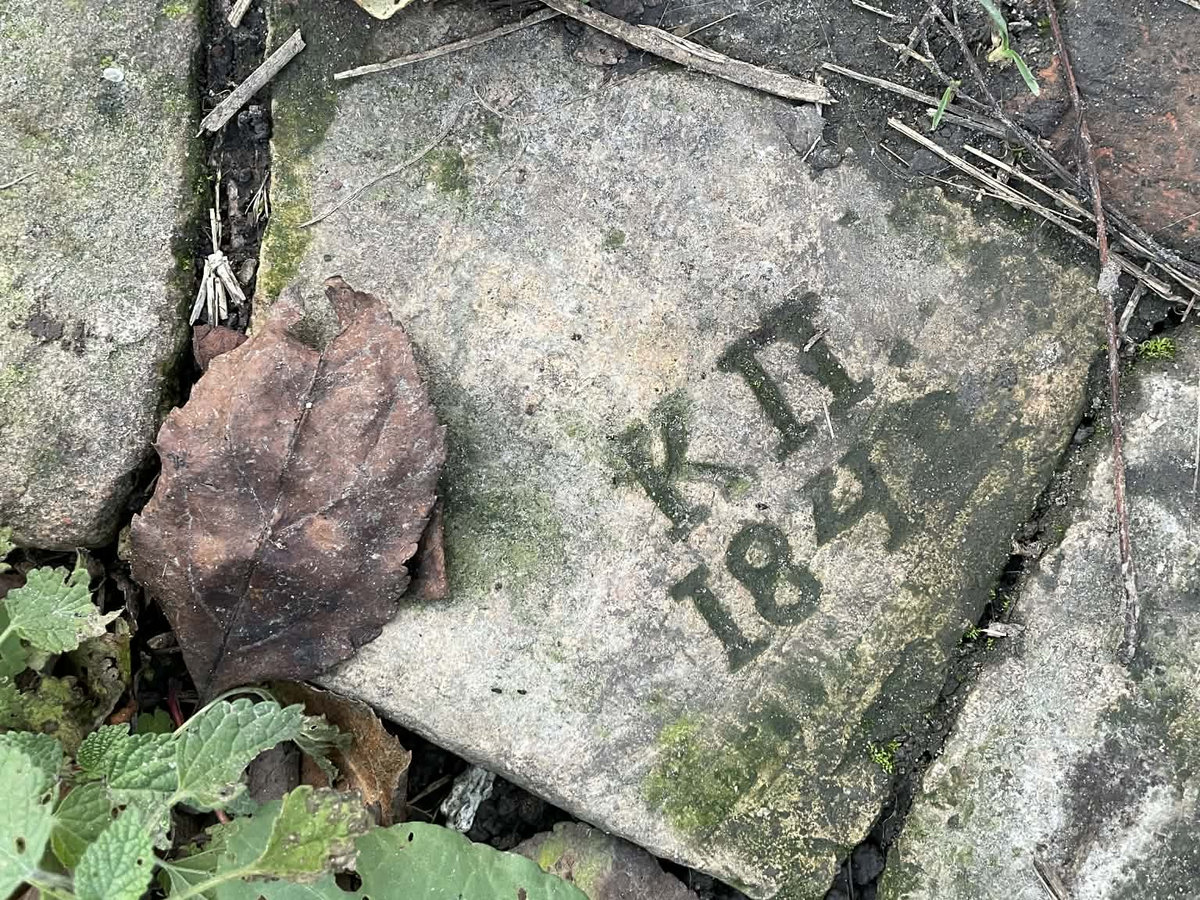 мури Флорівського монастиря