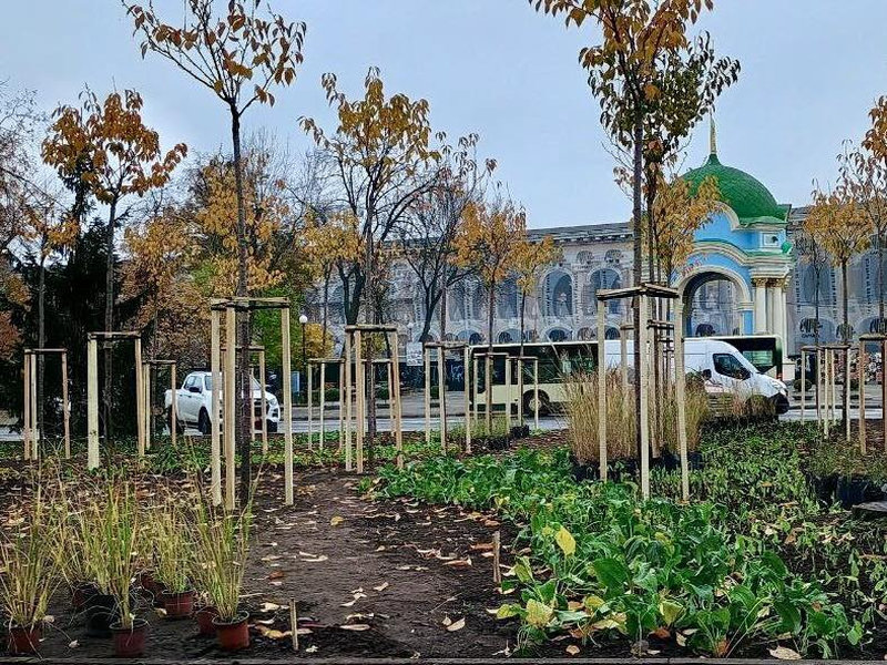 сквер на Контрактовій площі