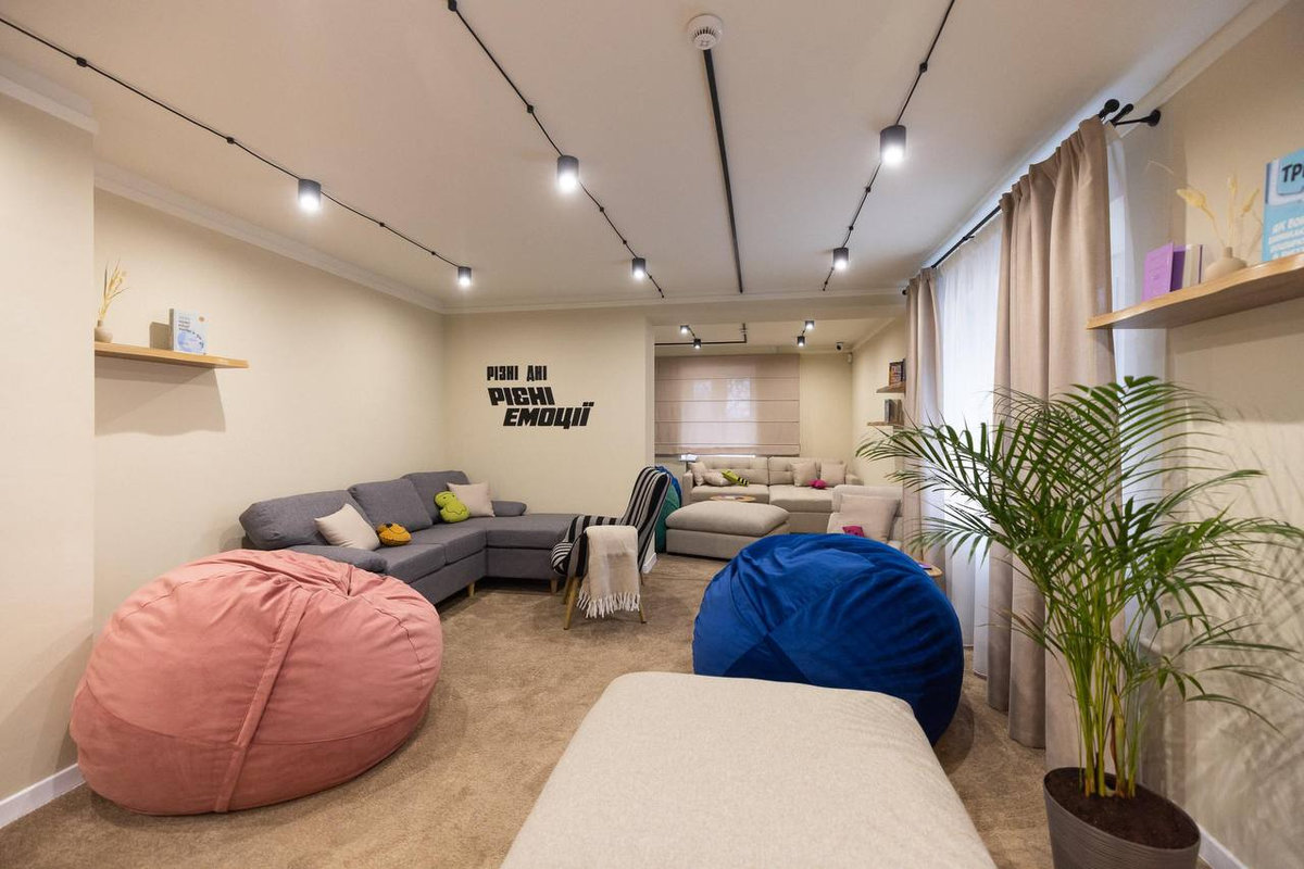 хаб для підлітків та молоді