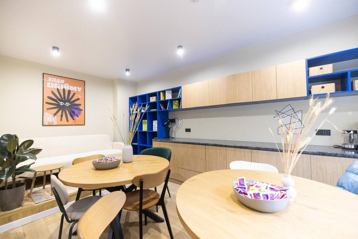 хаб для підлітків та молоді