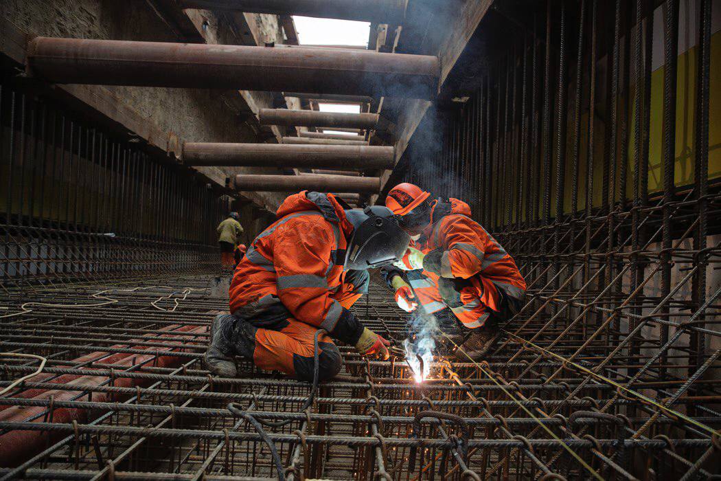 Будівництво метро на Виноградар