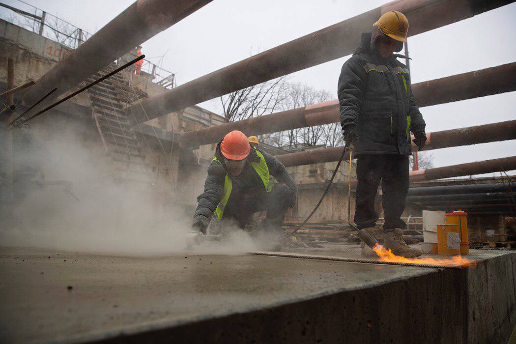 Будівництво метро на Виноградар