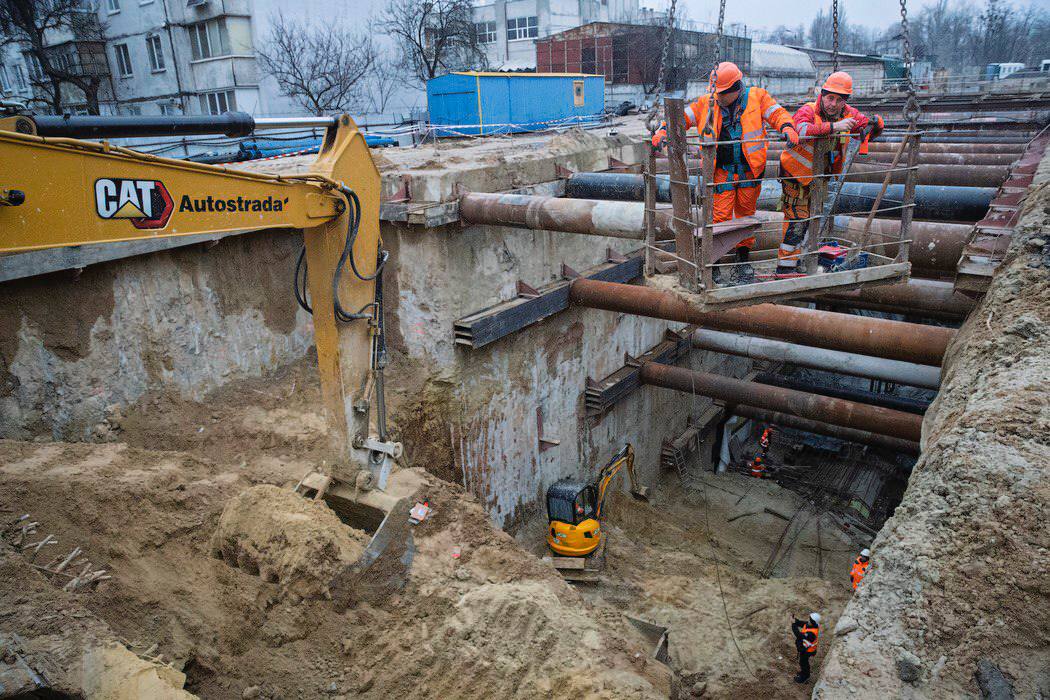 Будівництво метро на Виноградар