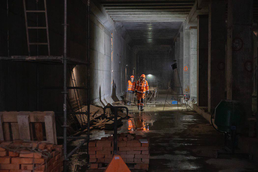 Будівництво метро на Виноградар