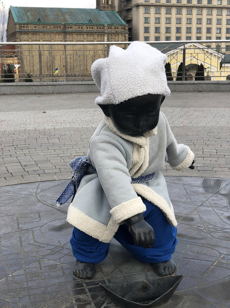 Поштова площа