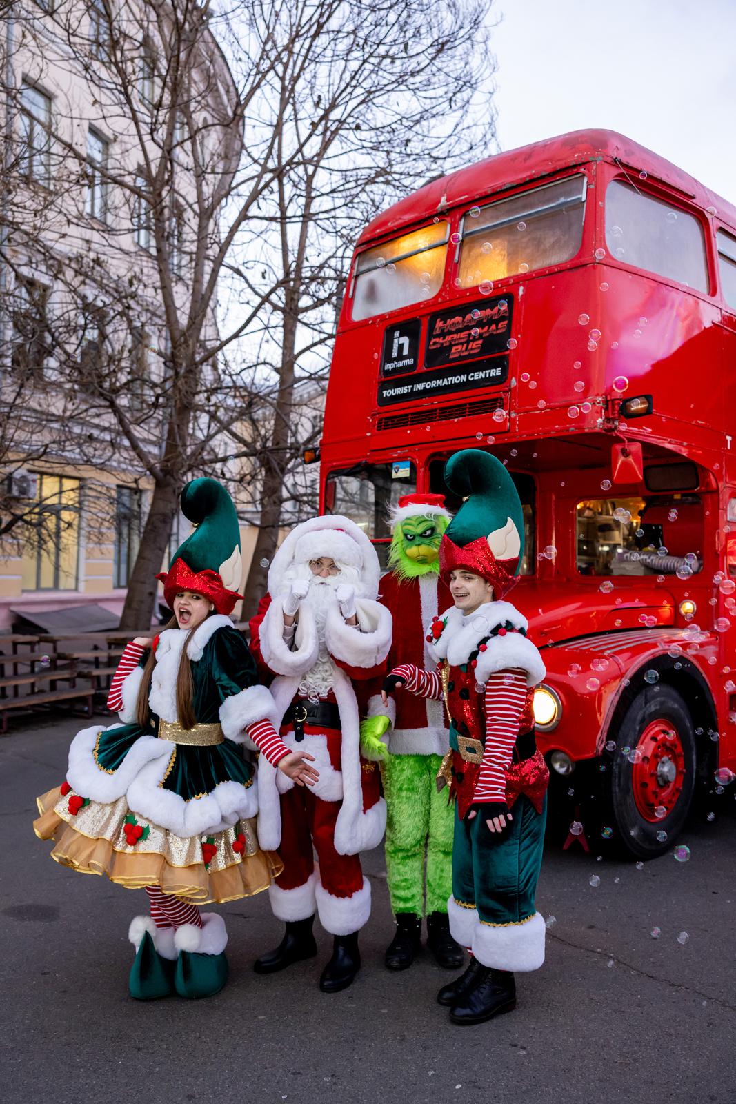 Christmas Bus