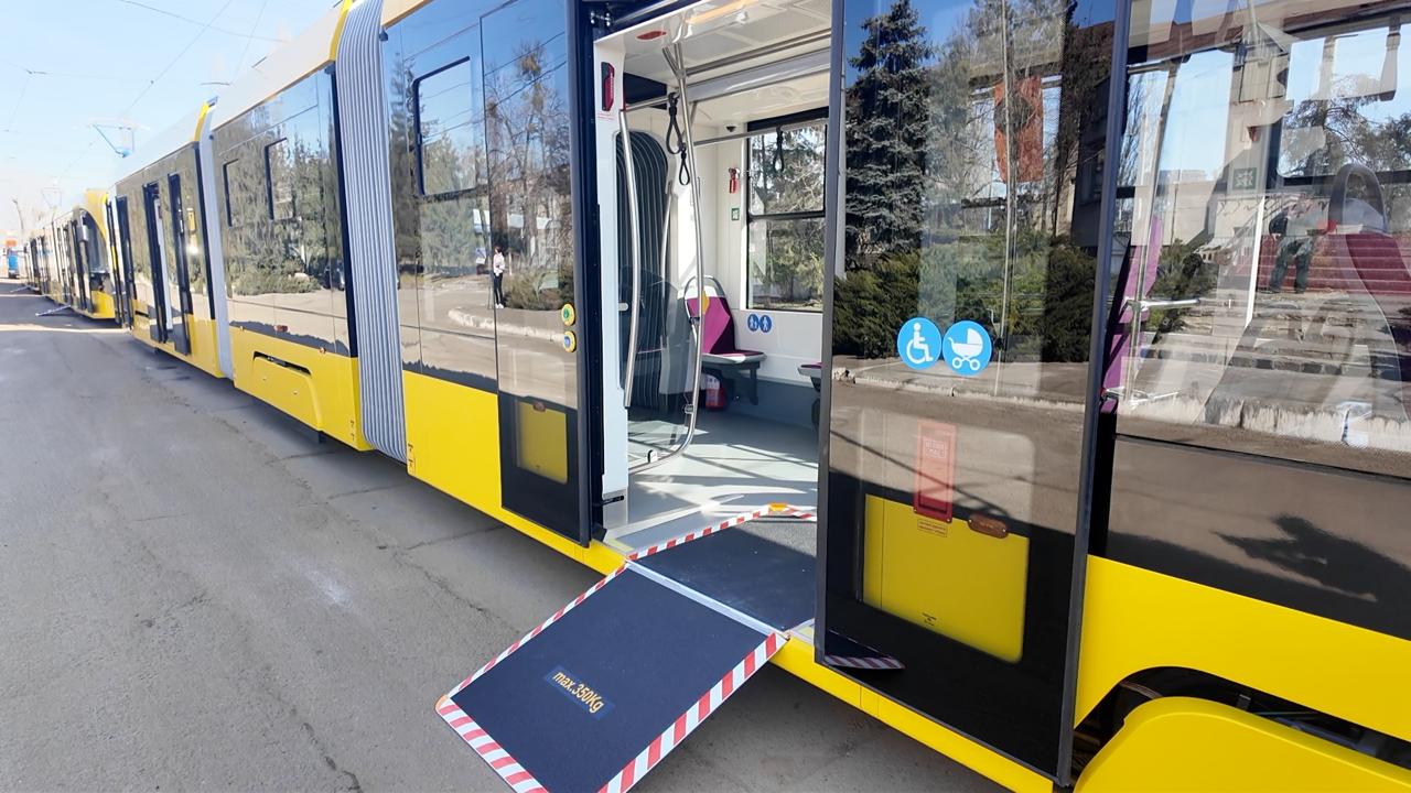 трамвай у Києві