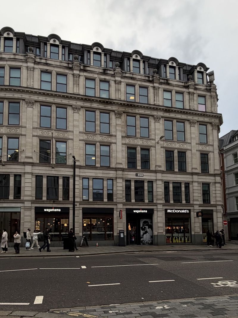 Скандал навколо Namelaka