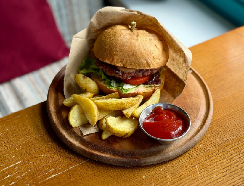 Пісне меню у Моментах