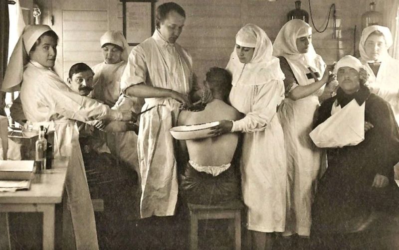 Санітар Олександр Вертинський