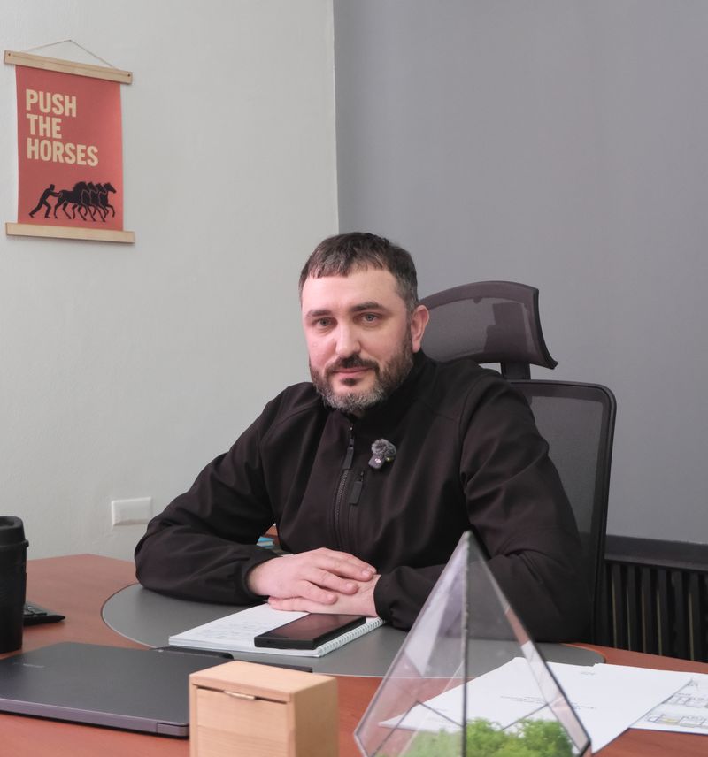 Максим Столярчук