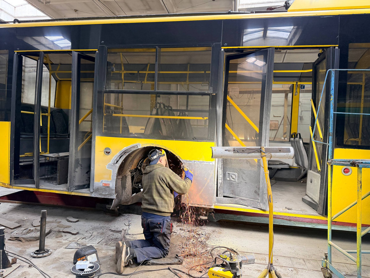 Ремонт тролейбуса