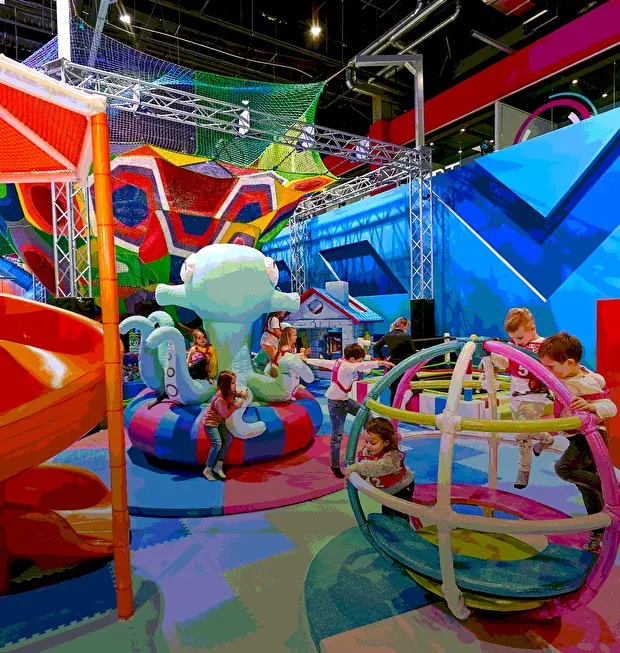 Центр розваг Neopolis